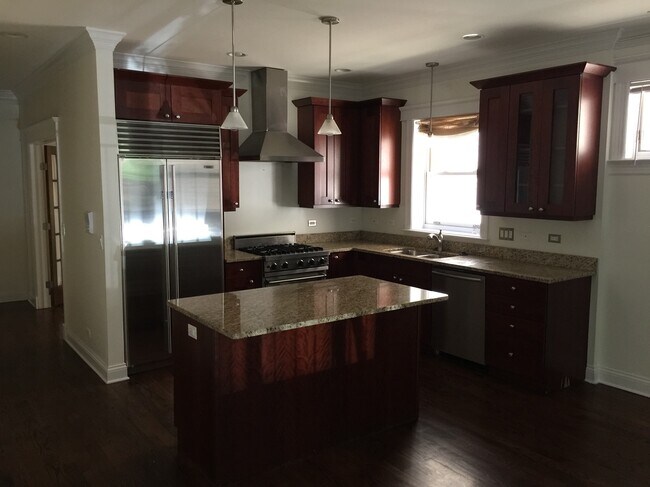 Photo - 2854 N Burling St Condo Unit 2