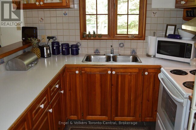 Photo - 103 Nordic Rd