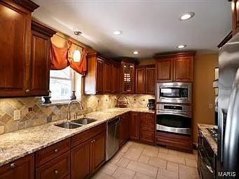 Photo - "Charming 3-Bedroom Retreat with 2 Full Baths in Prime Saint Louis Location - 1537 Sq Ft of Comfo...