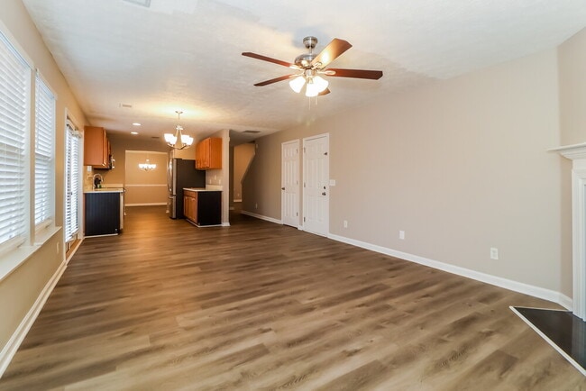 Photo - 1113 Liriope Ln SE