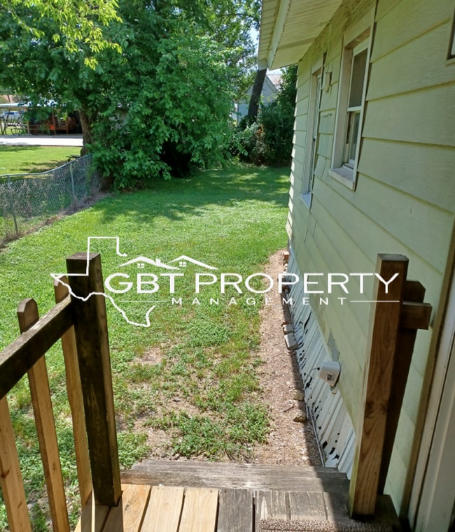 Photo - 308 N Dallas St Unidad A