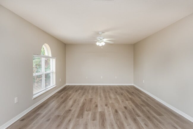 13513 Mango Bay Dr