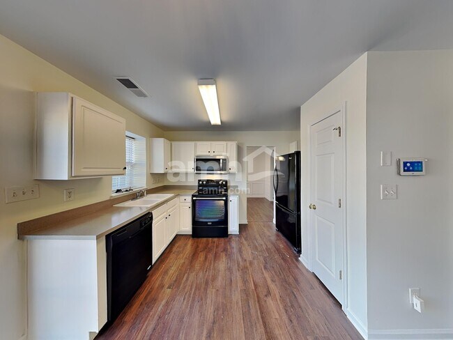 Photo - 7110 Long Run Ln