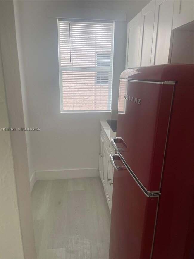 Photo - 1552 SW 2nd St Unit 12