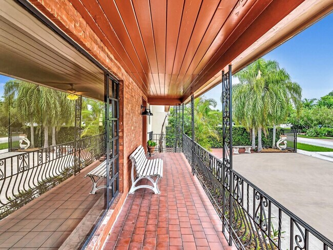 Photo - 8020 SW 19th St