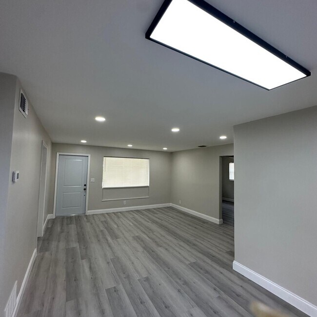 Photo - 3620 NW 9th St