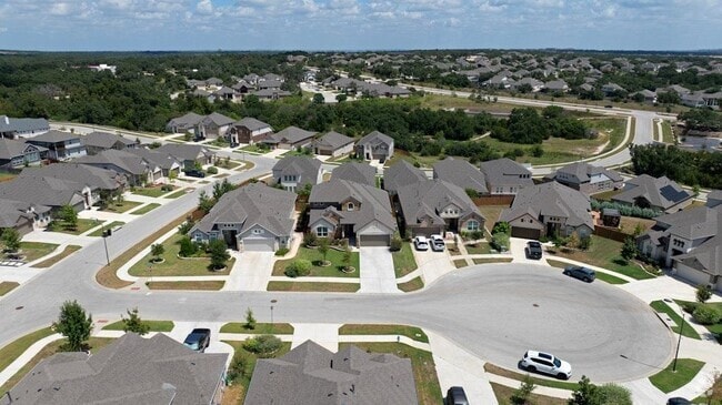 Building Photo - 805 Karst Cv Rental
