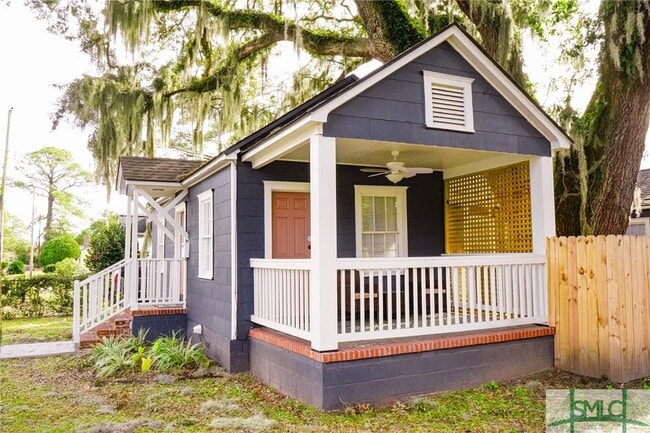 Photo - 2141 New York Ave