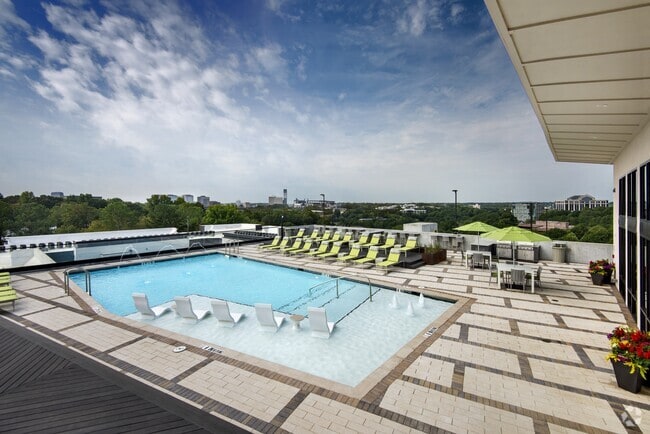 Building Photo - The Maddux at Shadowood Rental