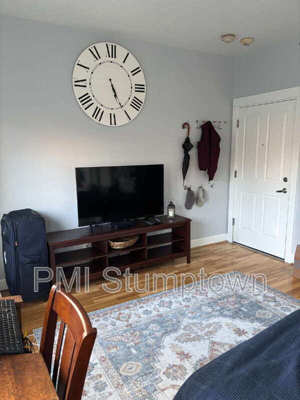 Photo - 1714 NW Couch St Unidad #18