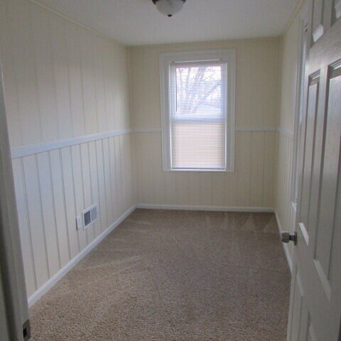 Private Entry Duplex Near Lake St Clair