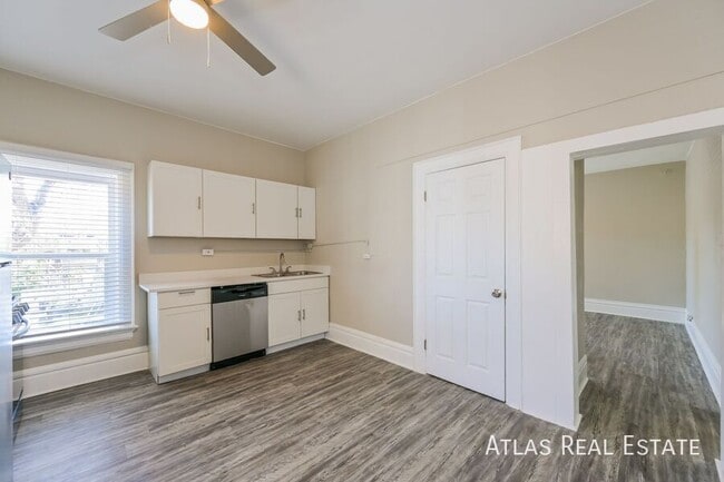 Photo - 1220 Corona St Unit 6