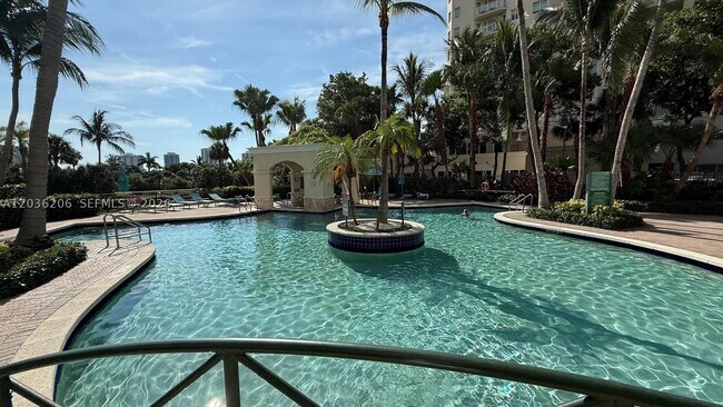 Photo - 19501 W Country Club Dr Unit 1212