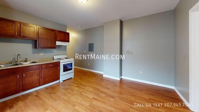 Photo - 380 Hammond St Unit 3