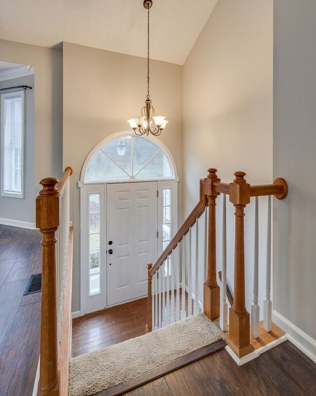 Photo - 3817 Rockford St