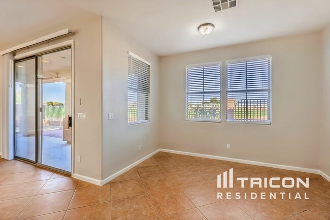 Photo - 13574 W Cypress St