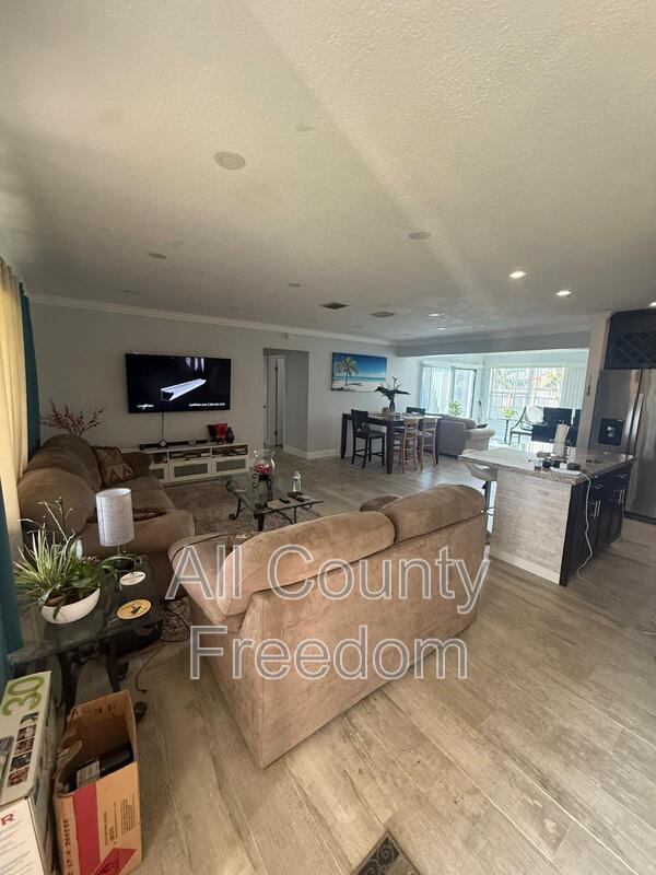 Photo - 8260 NW 16th St