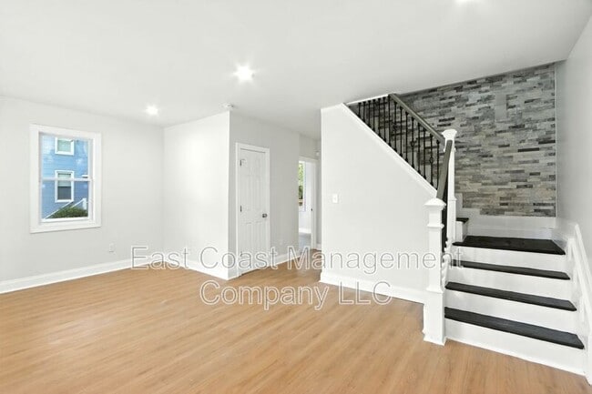 Building Photo - 3103 Rosekemp Ave Rental