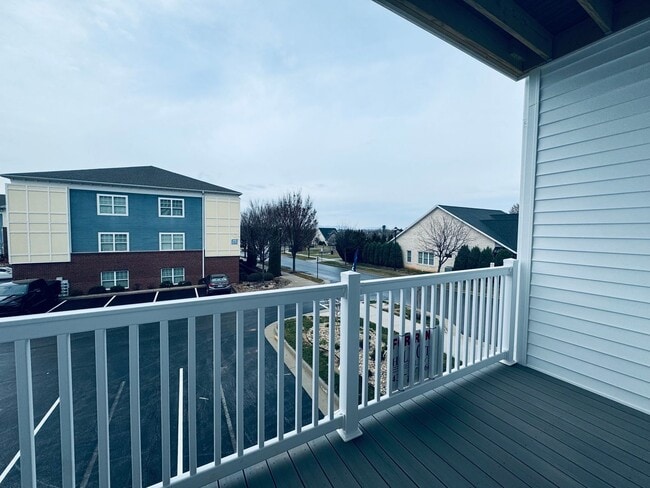 Photo - THE CROWN AT CORNESTONE Unit 206