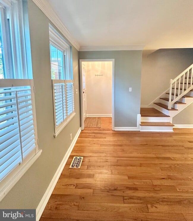 Building Photo - 3159 S Stafford St Rental