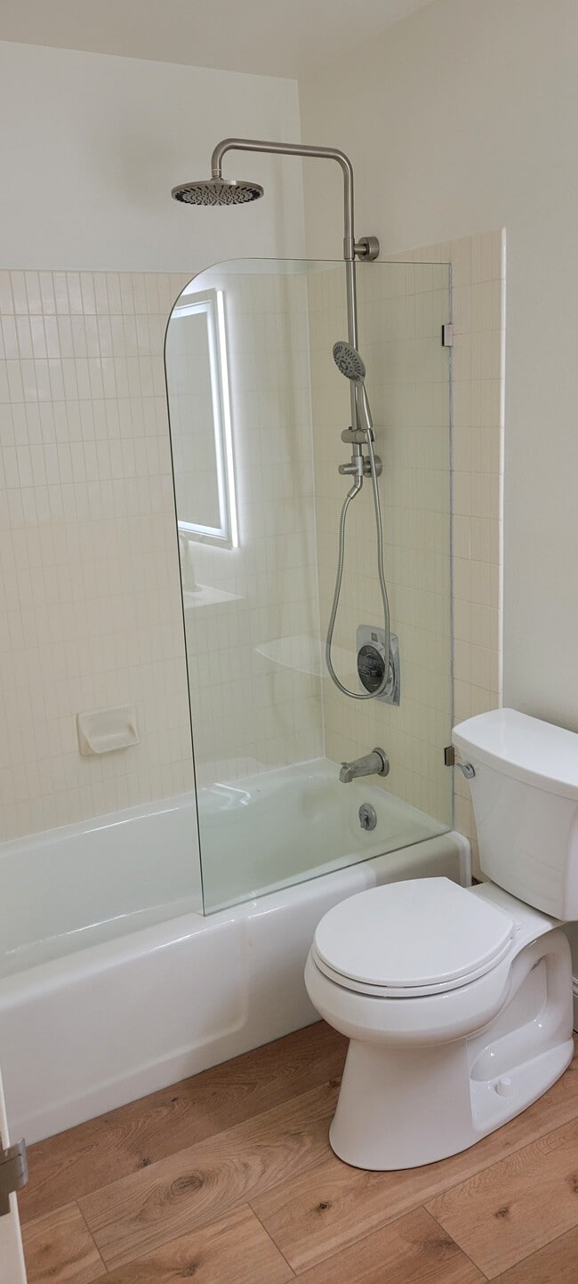 Baño #1 - 1625 Larimer St Unidad #1108