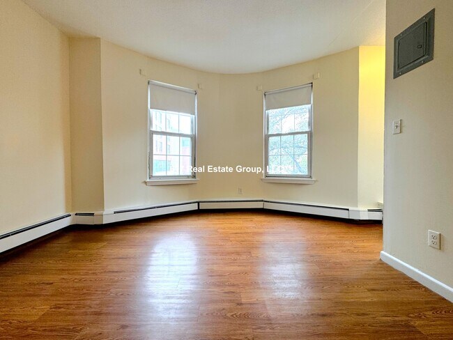 Photo - 70 S Huntington Ave Unit 15