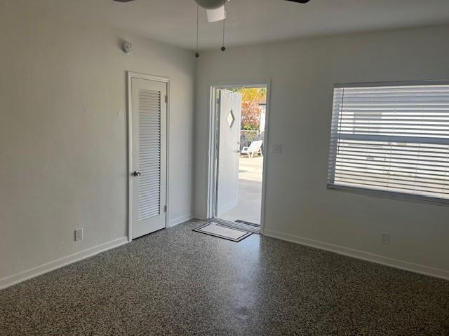 Photo - 524 N L St Unit 2