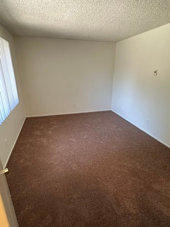 Photo - 2 BEDROOM MARINA VILLAGE TOWNHOUSE IN PORT HUENEME