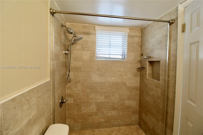 Photo - 2290 NW N River Dr Unidad 9