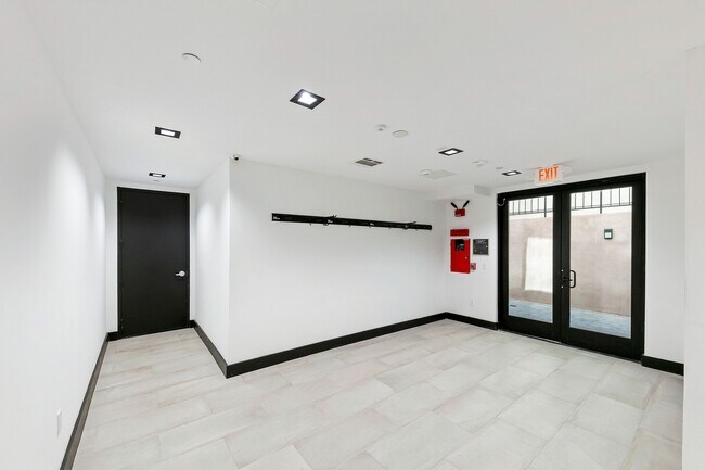 Photo - 10842 Victory Blvd