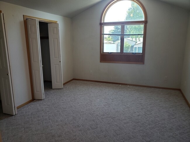 Photo - 513 N 19th Ave