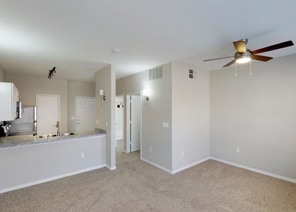 Photo - 5725 Martin Rd Unidad 1770.22