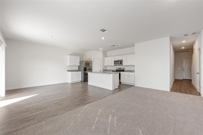 Photo - 19507 Cloudy Bay Dr