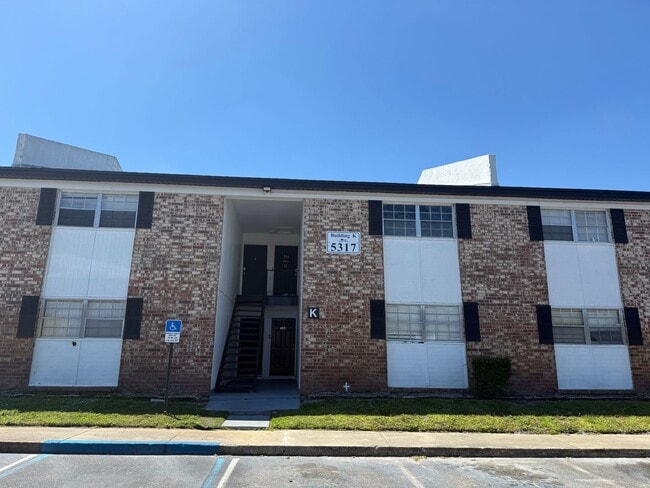 Building Photo - 5317-K103 Curry Ford Road, Orlando 2bed/1bath