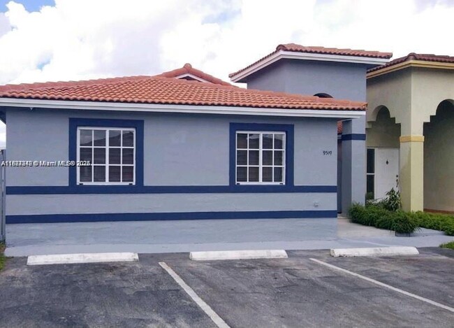 Photo - 9319 NW 121st St House