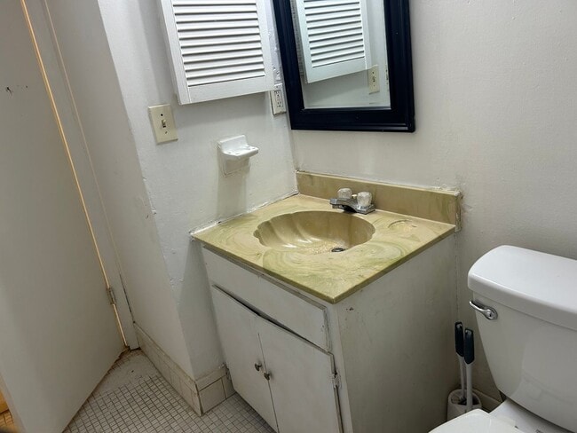 Photo - 1221 Kennedy Rd Unidad Kennedy Rd. - 1221  43