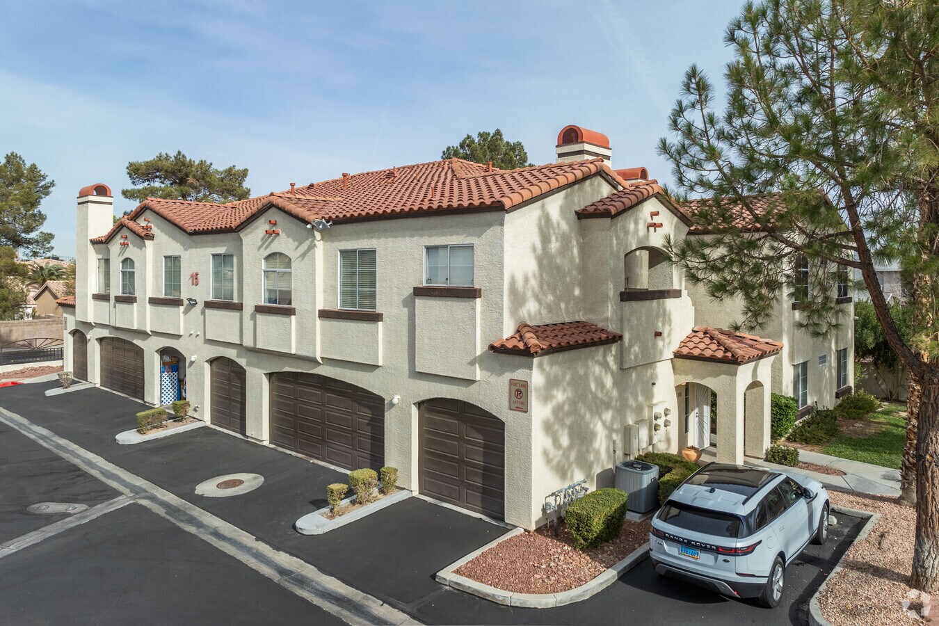 Alternate Image - Island Park