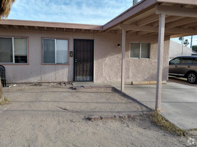 Building Photo - 2040 S 11th Ave Unit D Rental