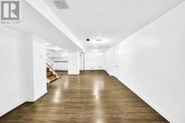 Photo - 43 Parkside Dr