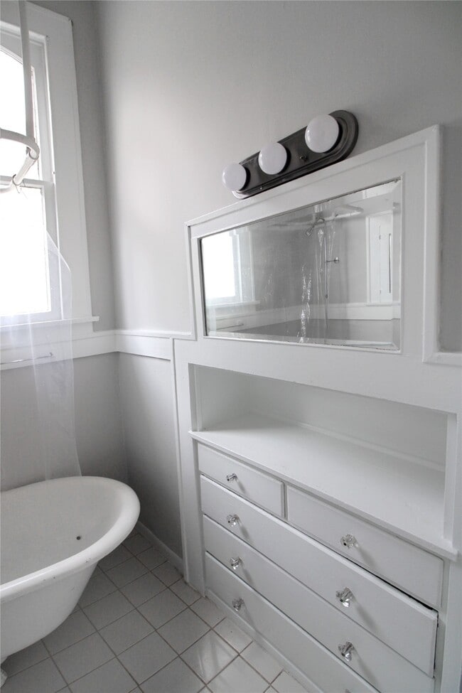 Photo - 1902 Church St Unidad 10