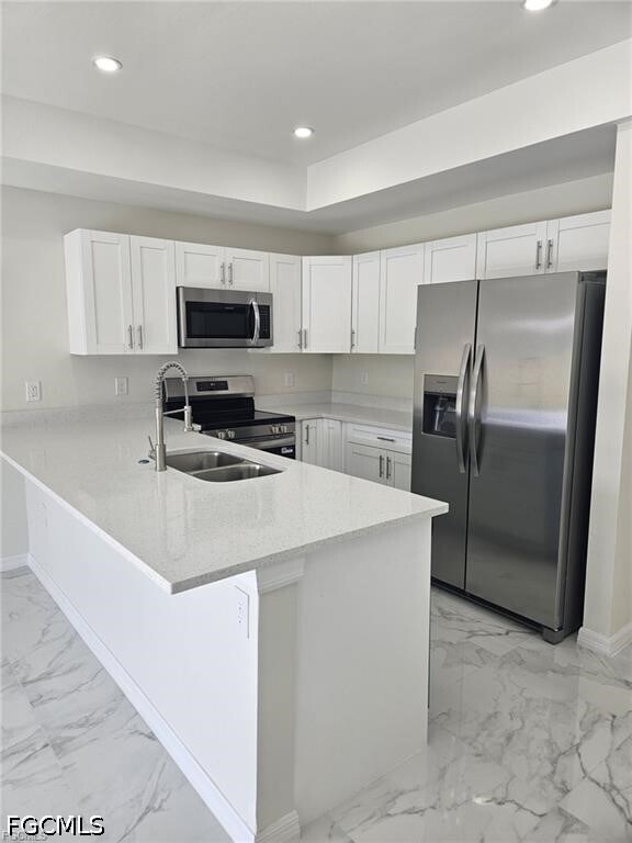 Photo - 399 Carrillon Ave S