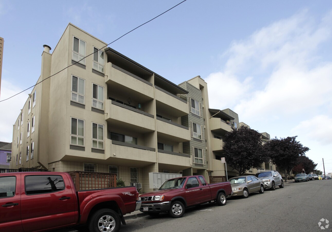 Photo - Fairmount Villas