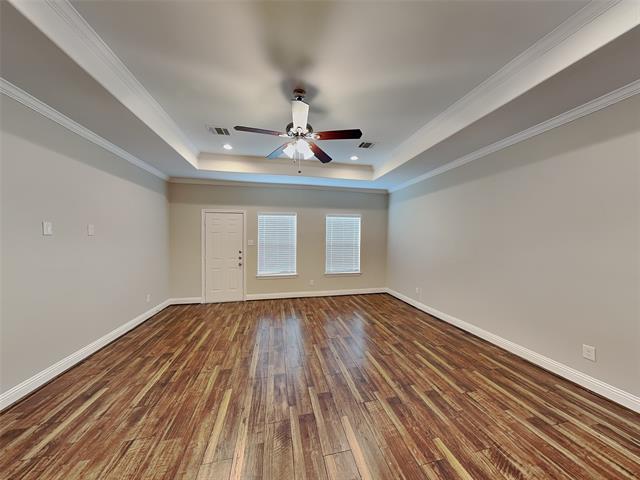 Photo - 1002 Woodcrest Dr