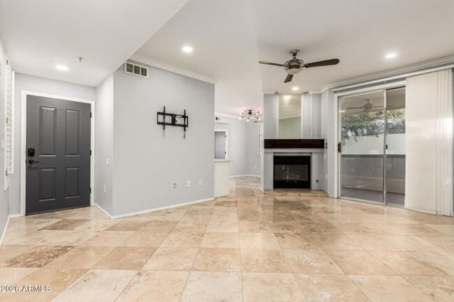 Building Photo - 2992 N Miller Rd