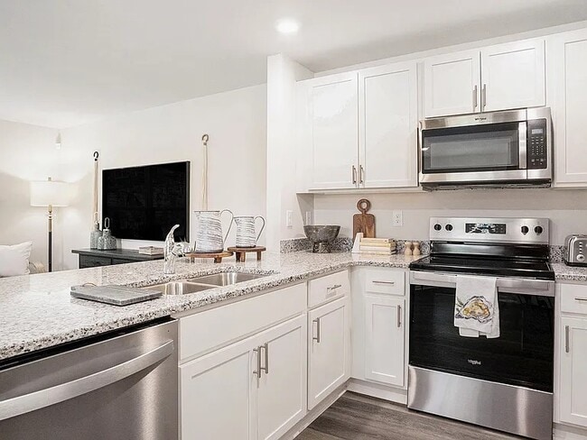 Building Photo - 539 Gemstone Blvd