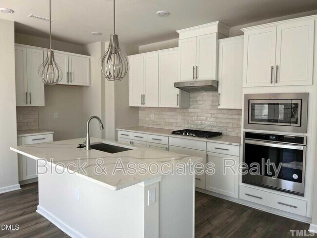 Photo - 442 Sustainable Wy