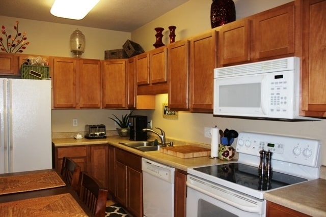 Photo - $1,450 | 3 Bedroom, 2 Bathroom Condo | Pet Friendly* | Available for July 1st, 2026 Move In!