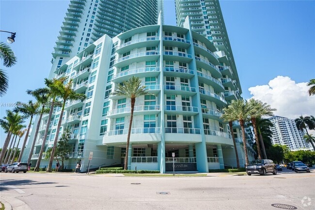 Building Photo - 1900 N Bayshore Dr Unit 1918 Rental