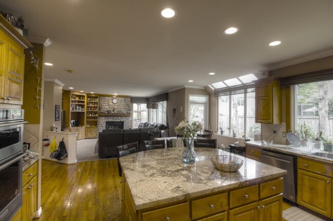 Photo - 1006 270th Ct SE
