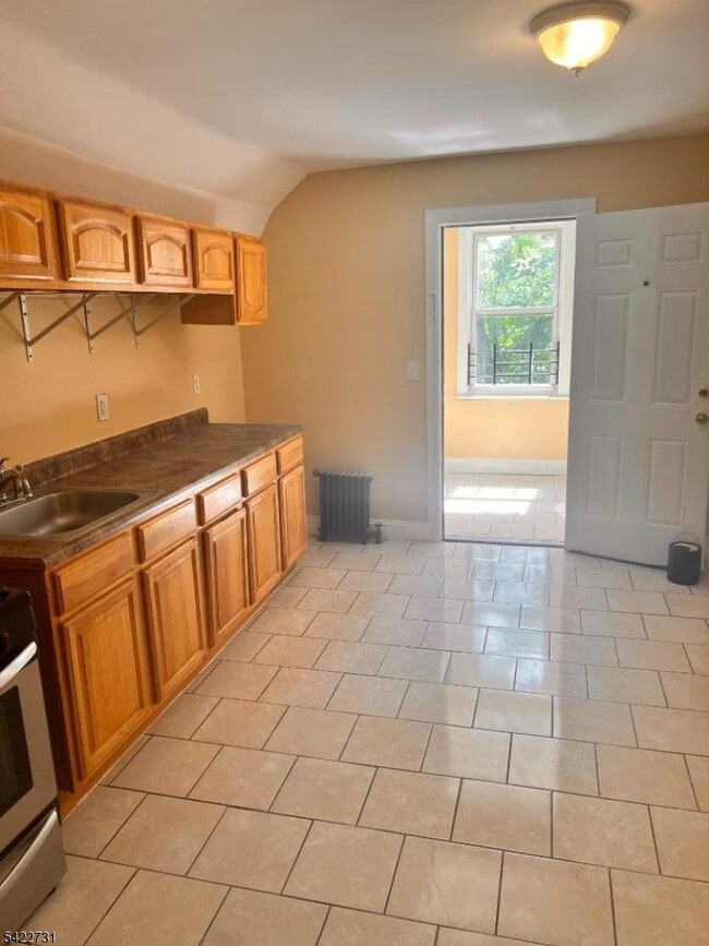 Building Photo - 1289 Springfield Ave